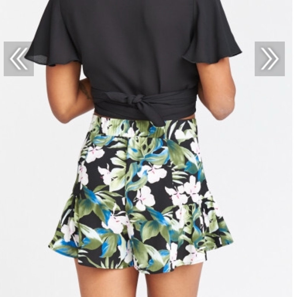 Show Me Your Mumu Skippy Shorts - Picture 2 of 5